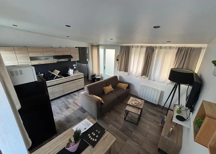 Jolie Maison Proche Complexe Sportif Wifi Remise Mc Arthur Tatil Evi